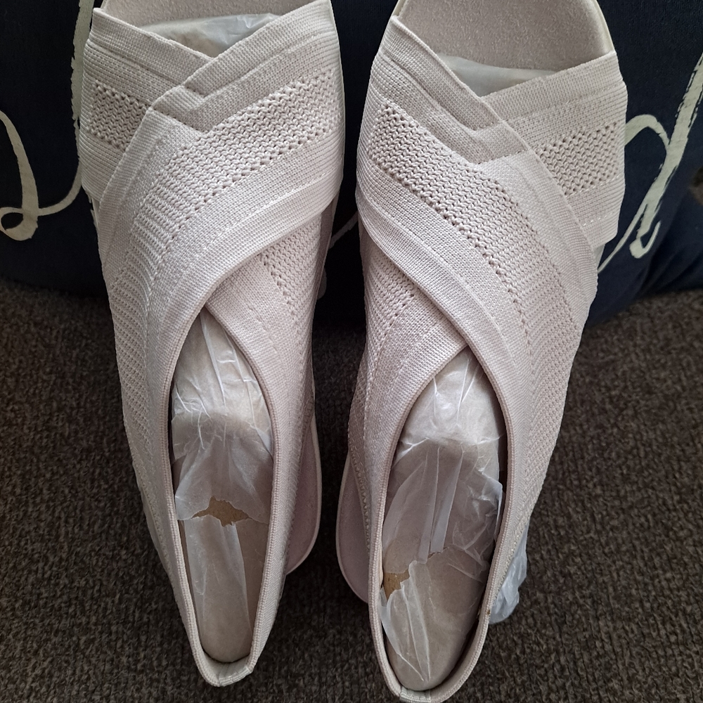 EASY SPIRIT CASUAL SHOE